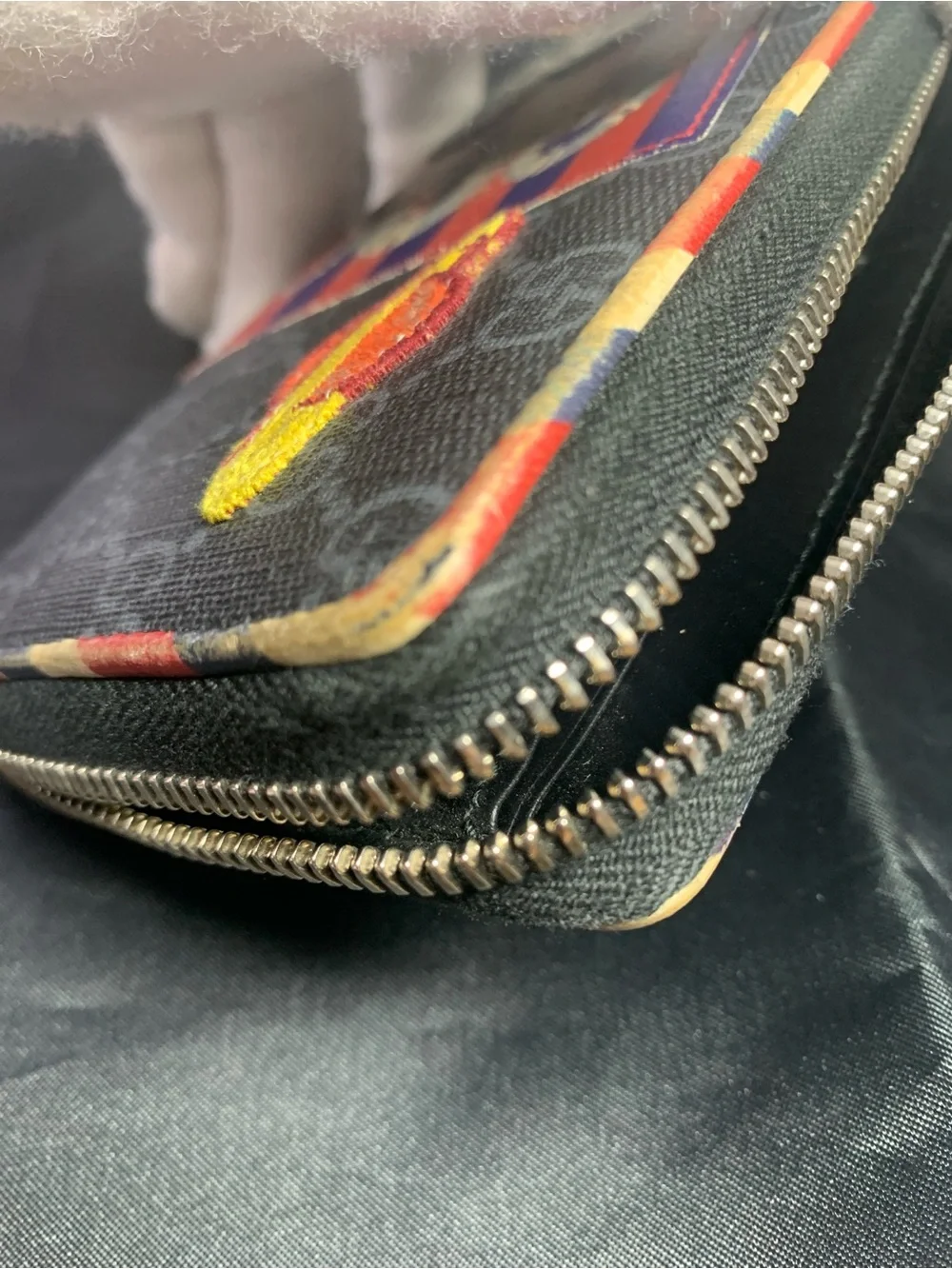 Gucci Black Monogram Wallet with Rainbow UFO Embroidery - Picture 13 of 17